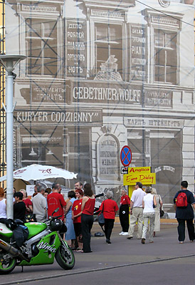 Foto: Na ul. Piotrkowskiej cz�sto odbywaj� si� r�ne imprezy. 